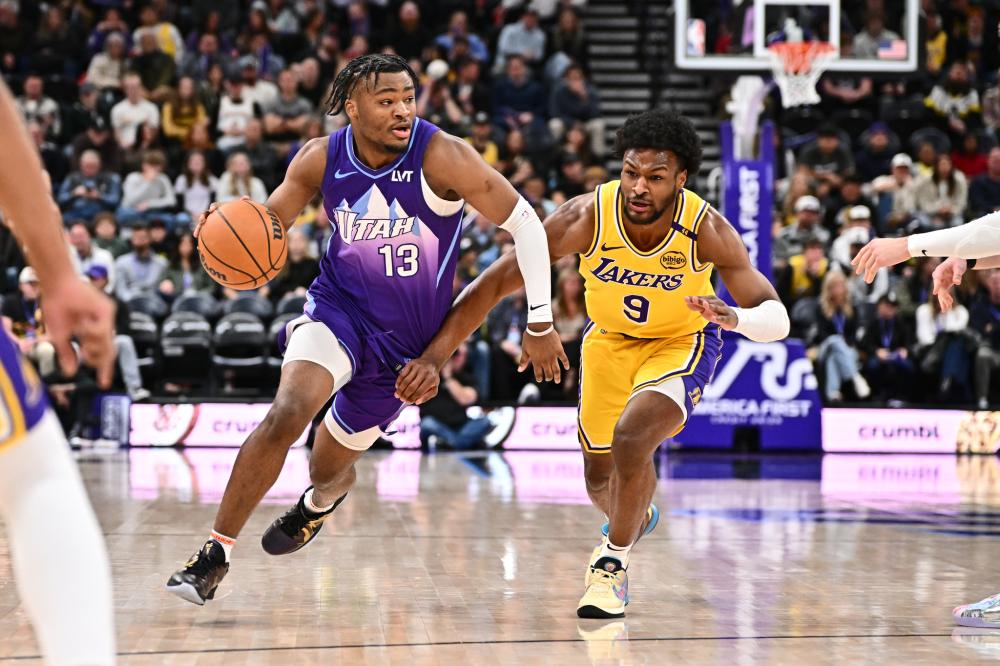 在强敌面前 在强敌面前