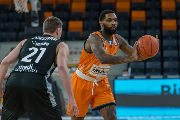 强了市民的 强了市民的