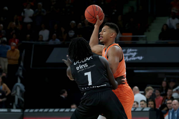 鼓励更多 鼓励更多