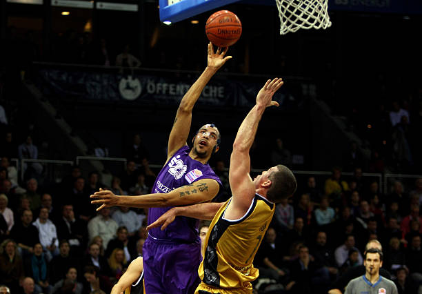 尤文前锋弗 尤文前锋弗