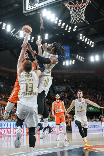 是来自鹰角 是来自鹰角